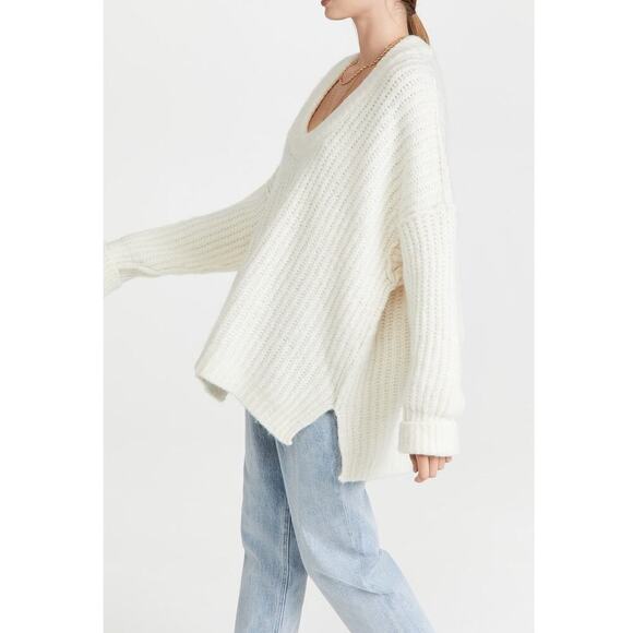 Free People Blue Bell V Neck Sweater Ivory Size XS - Picture 2 of 13